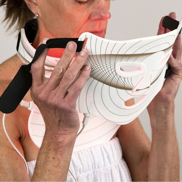 OLURA LTM Light Therapy FDA Approved Face Mask Open Miscellaneous - Picture 6 of 9